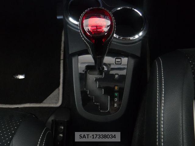 Toyota AQUA 2014-10 242345-16