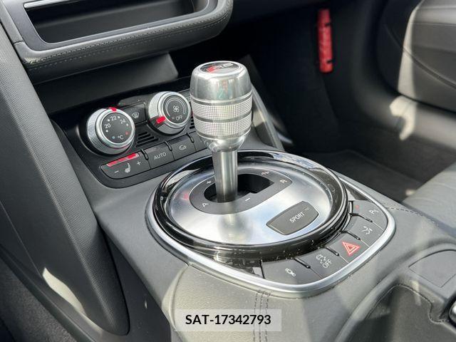 Audi R8 2014-04 216860-24
