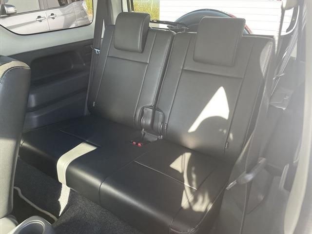 Suzuki JIMNY 2015-10 193359-22