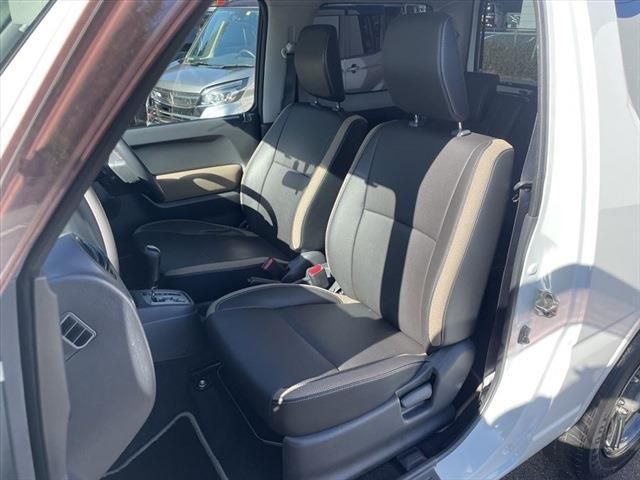 Suzuki JIMNY 2015-10 193359-21