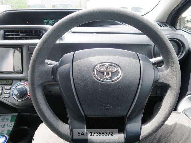 Toyota AQUA 2012-11 260220-11
