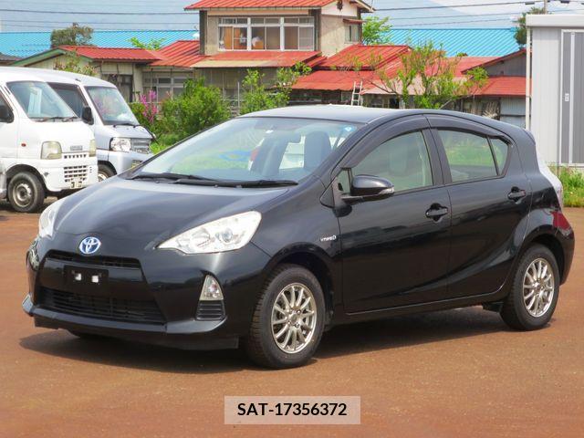 Toyota AQUA 2012-11 260220-0