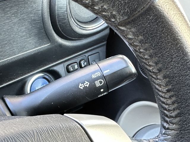 Toyota AQUA 2013-04 181472-8