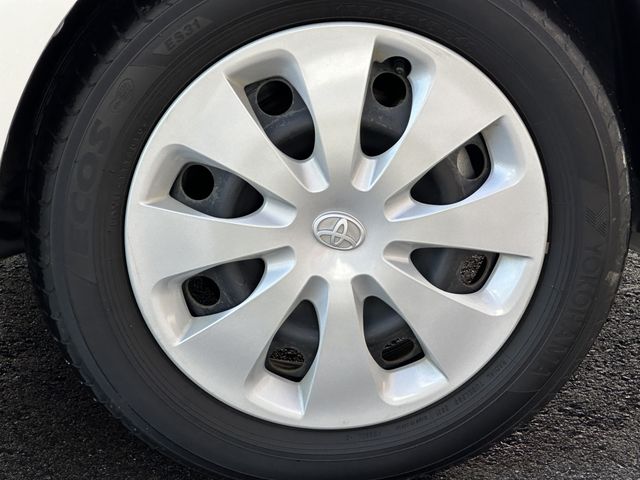 Toyota AQUA 2013-04 181472-17