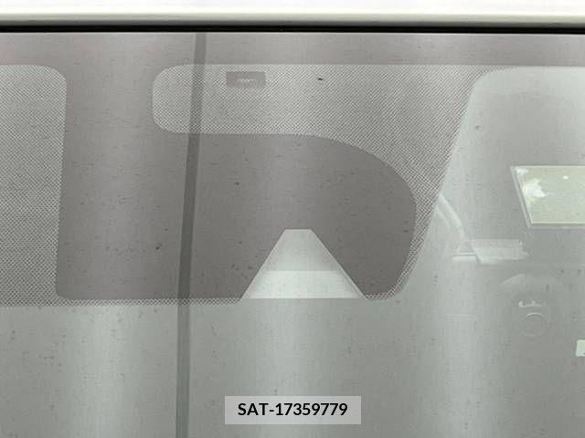 Nissan NOTE 2017-03 247394-2