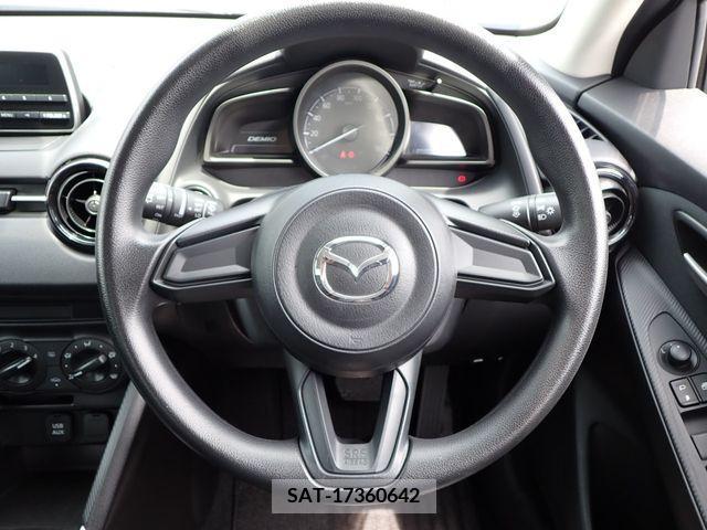 Mazda DEMIO 2017-03 334953-8