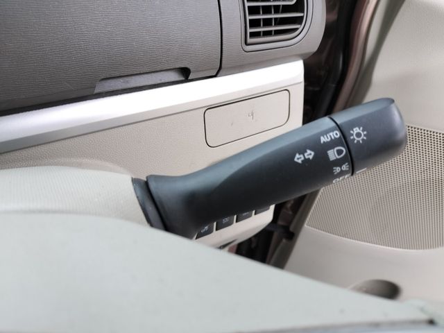 Daihatsu TANTO 2014-10 189311-25
