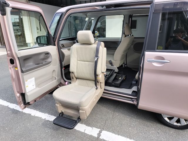Daihatsu TANTO 2014-10 189311-6