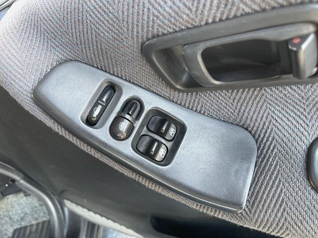 Nissan PULSAR 1992-01 8650-14