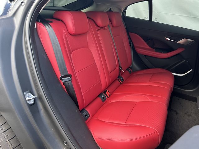 Jaguar I-Pace 2021-02 4684-8