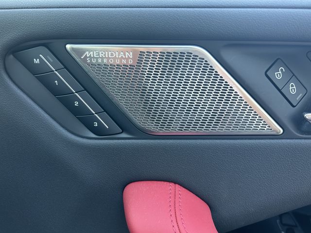 Jaguar I-Pace 2021-02 4684-12