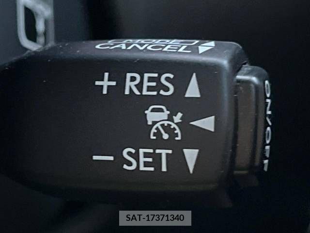 Lexus IS 2015-03 300078-6