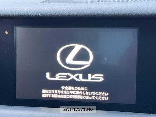 Lexus IS 2015-03 300078-2