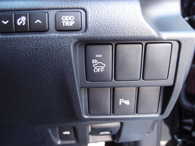Lexus IS 2013-07 9648-13