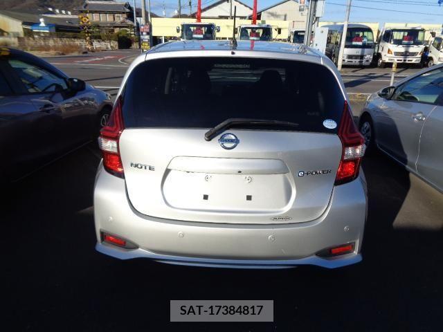 Nissan NOTE 2017-09 251543-4