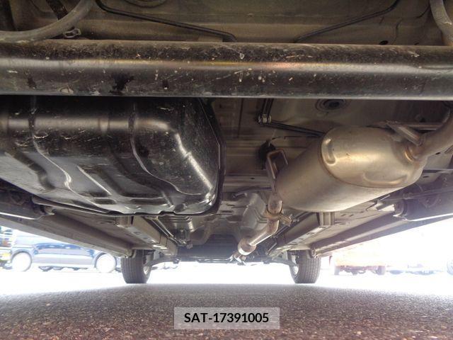 Suzuki WAGON R 2013-08 370946-28