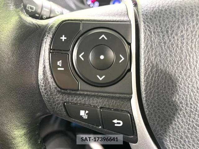 Toyota VOXY 2014-10 370456-6