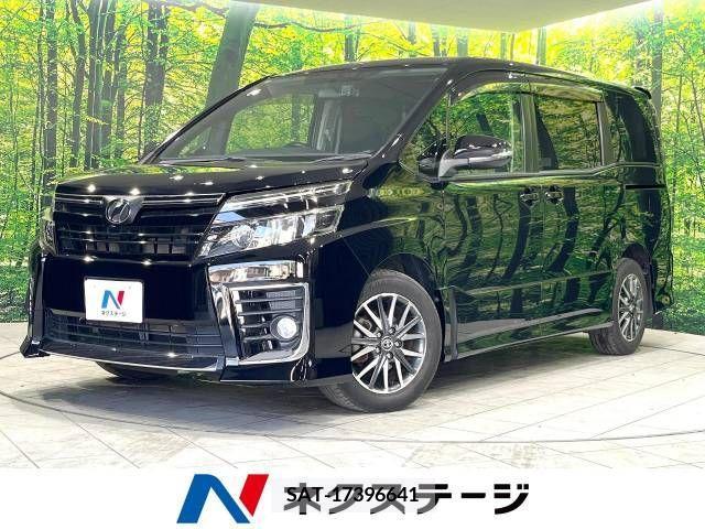 Toyota VOXY 2014-10 370456-0