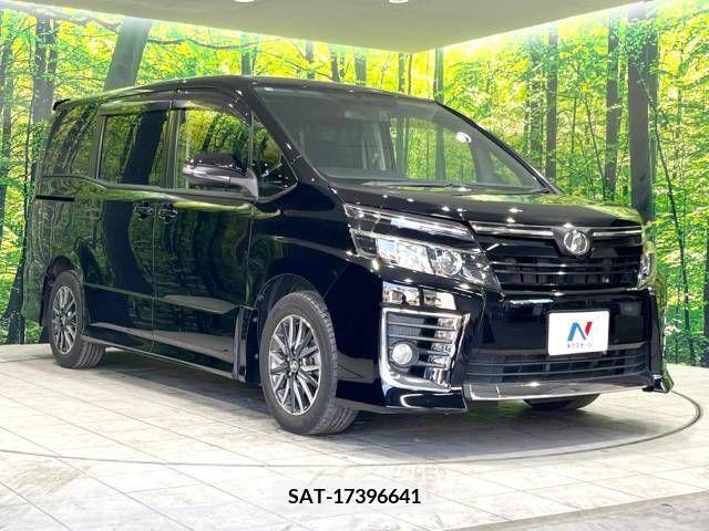 Toyota VOXY 2014-10 370456-17