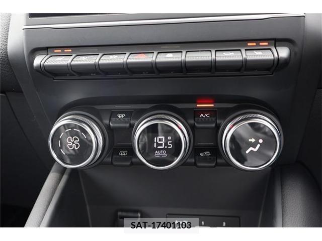 Renault CAPTUR 2022-02 378706-20