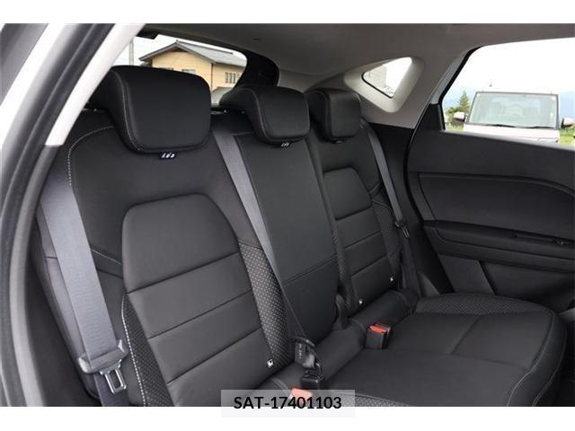 Renault CAPTUR 2022-02 378706-27