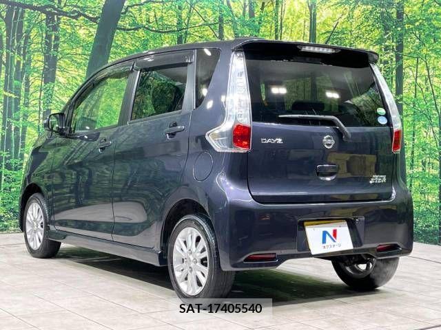 Nissan DAYZ 2013-12 266647-17
