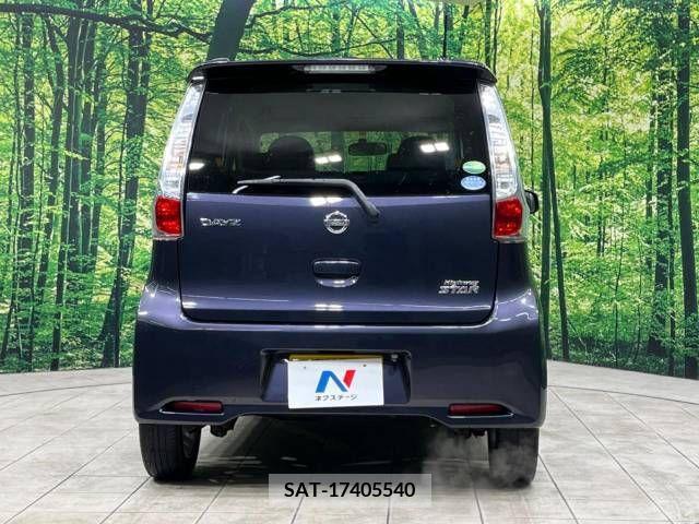 Nissan DAYZ 2013-12 266647-15