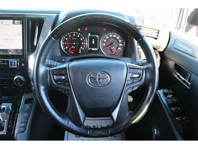 Toyota VELLFIRE 2018-05 191570-14