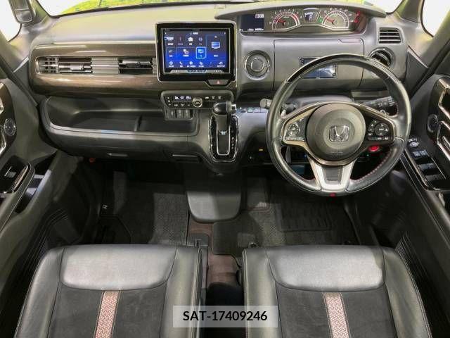 Honda N BOX 2017-09 278648-1