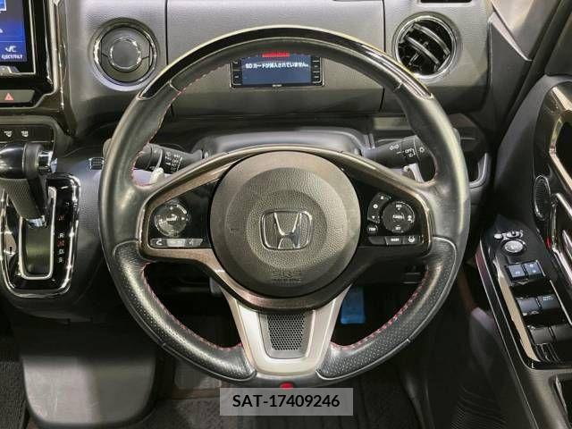 Honda N BOX 2017-09 278648-11