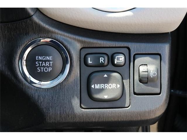 Toyota VITZ 2012-03 7322-6