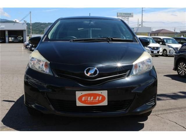 Toyota VITZ 2012-03 7322-17
