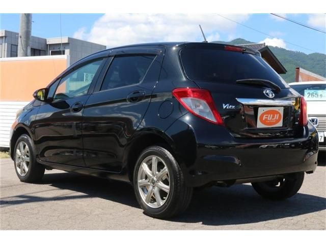 Toyota VITZ 2012-03 7322-1