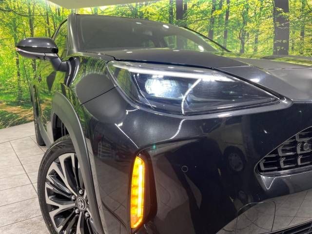 Toyota YARIS CROSS 2023-04 181143-12