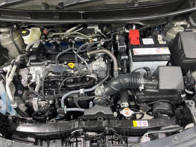 Toyota YARIS CROSS 2023-04 181143-18