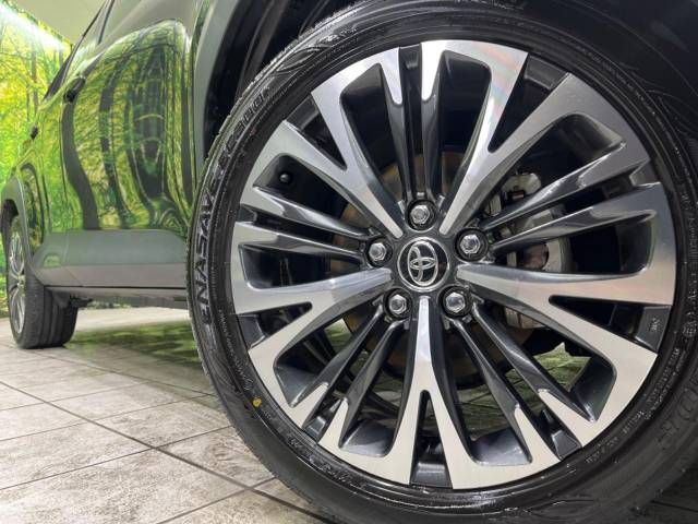Toyota YARIS CROSS 2023-04 181143-13