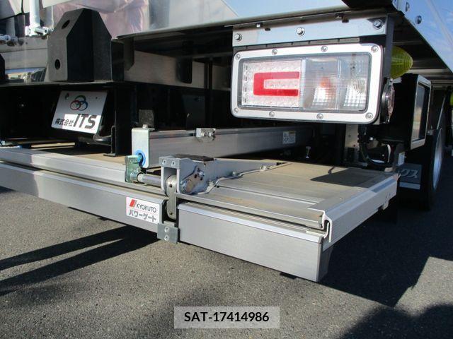 Hino RANGER 2023-03 251759-8