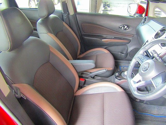 Nissan NOTE 2017-01 7060-9