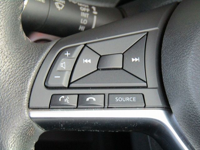 Nissan NOTE 2017-01 7060-20