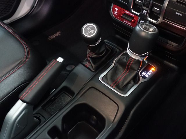 Jeep WRANGLER 2021-08 13189-15