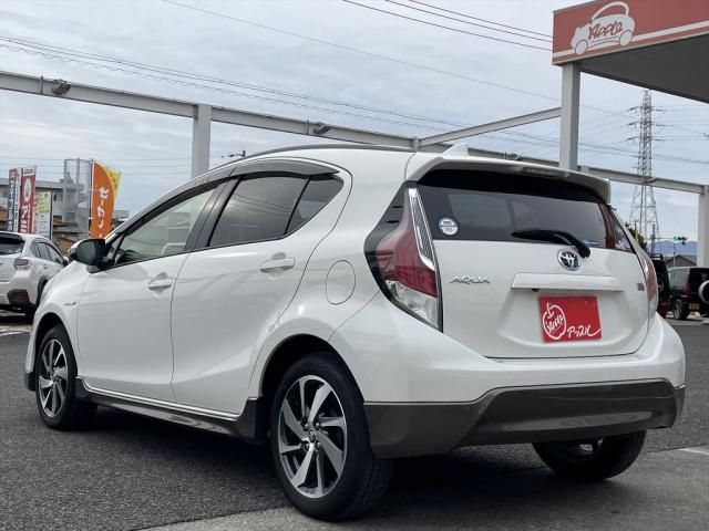 Toyota AQUA 2015-02 192215-8