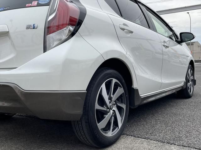 Toyota AQUA 2015-02 192215-20