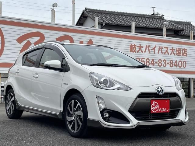Toyota AQUA 2015-02 192215-5