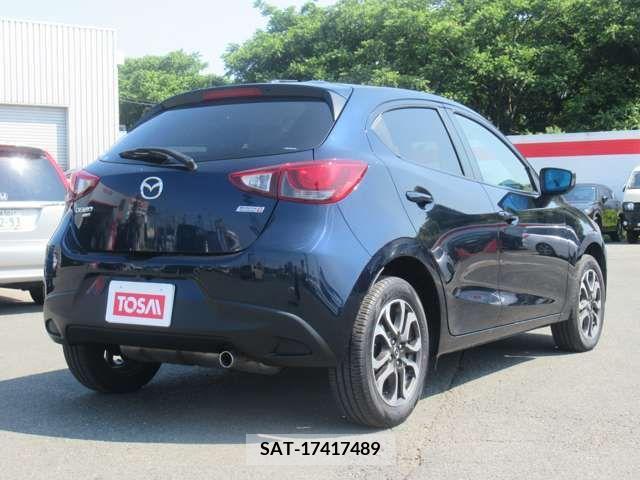 Mazda DEMIO 2015-12 301906-3
