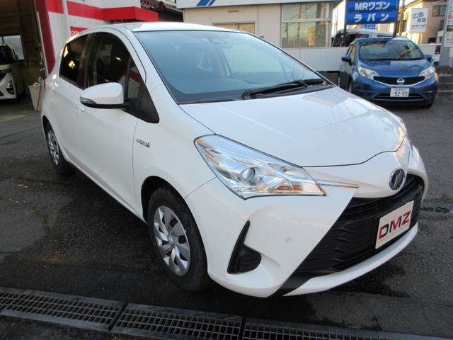 Toyota VITZ HYBRID 2018-11 193814-1