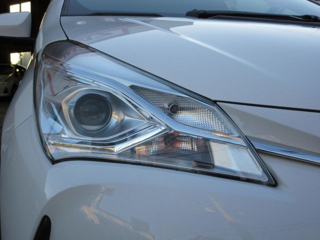 Toyota VITZ HYBRID 2018-11 193814-16