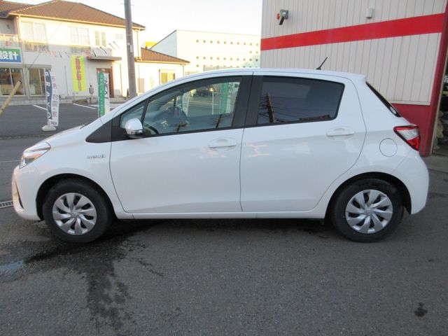 Toyota VITZ HYBRID 2018-11 193814-6