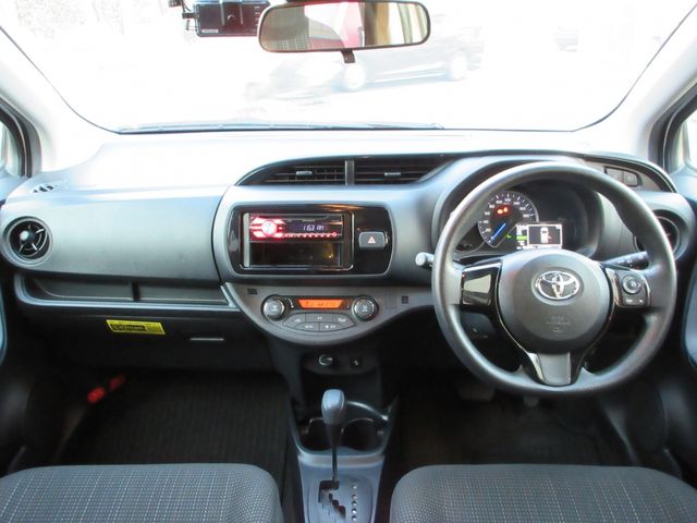 Toyota VITZ HYBRID 2018-11 193814-15