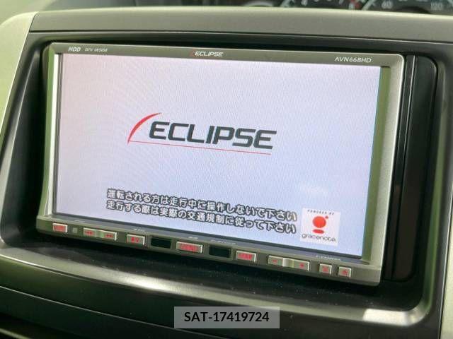 Toyota VOXY 2013-02 370437-2