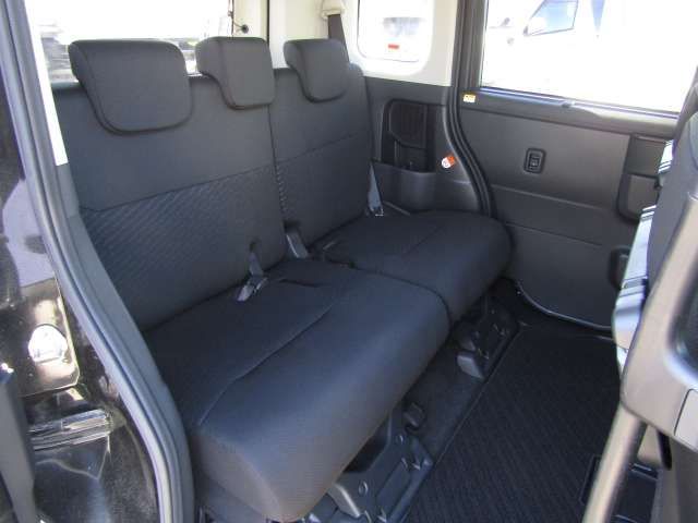 Toyota ROOMY 2018-07 23243-13